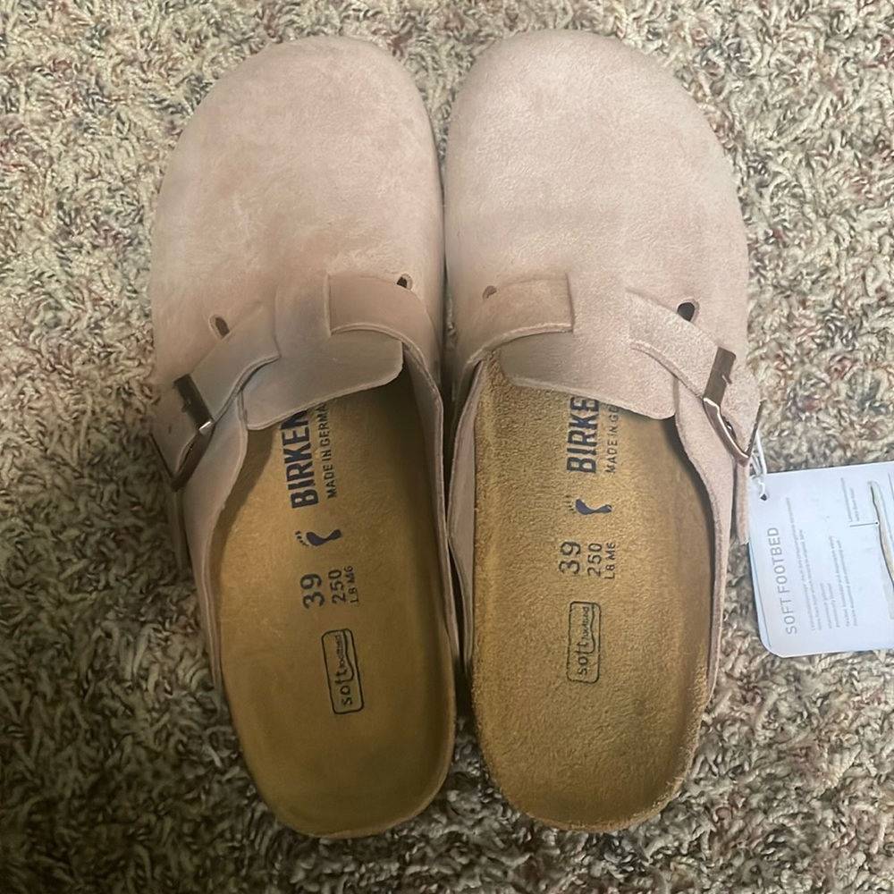 Birkenstocks clogs size 39 - reads as US 9